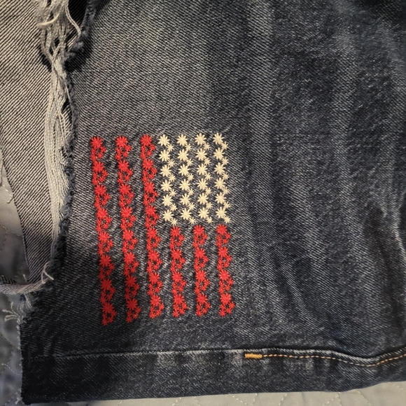 Old Navy American Flag Denim Shorts - Picture 3 of 4